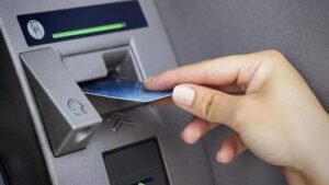 ಏಪ್ರಿಲ್ 1ರಿಂದ ATM ನಿಯಮಗಳಲ್ಲಿ ಬದಲಾವಣೆ ಹೊಸ ಶುಲ್ಕಗಳು ಮಿತಿಗಳು ಮತ್ತು UPI ಬದಲಾವಣೆಗಳು ನಿಮಗೆ ಏನು ಅರ್ಥ?